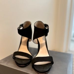 Vince Camuto Womens Black Sandia Leather Buckle Strappy High Heels Size 8.5 EUC